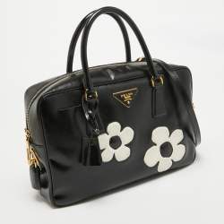 Pre Owned Prada Black Saffiano Patent Leather Floral Bauletto Bag