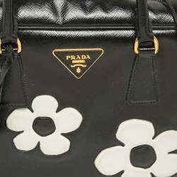 Pre Owned Prada Black Saffiano Patent Leather Floral Bauletto Bag