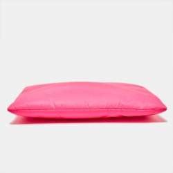 مملوكة مسبقًا Prada Neon Pink Nylon Zip Pouch