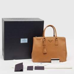 Pre Owned Prada Brown Saffiano Lux Leather Large Double Zip Tote