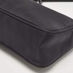 Pre Owned Prada Black Nylon Re-Edition 2000 Baguette Bag