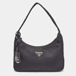 Pre Owned Prada Black Nylon Re-Edition 2000 Baguette Bag