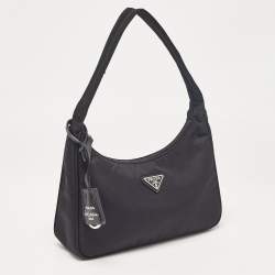 Pre Owned Prada Black Nylon Re-Edition 2000 Baguette Bag