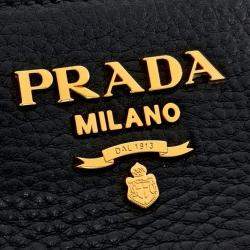 مملوكة مسبقًا Prada Vitello Dino Belt Bag