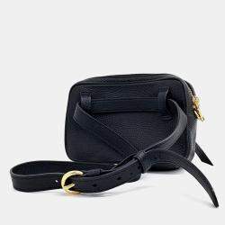مملوكة مسبقًا Prada Vitello Dino Belt Bag