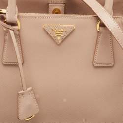 Pre Owned Prada Beige Saffiano Lux Leather Medium Middle Zip Tote