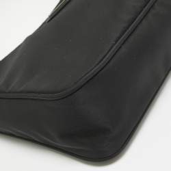 Pre Owned Prada Black Nylon Re-Edition 2000 Baguette Bag