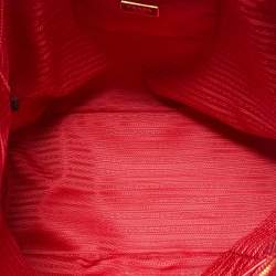 Pre Owned Prada Red Patent Leather Snap Tote