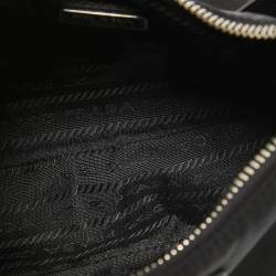 Pre Owned Prada Black Nylon and Leather Re-Edition 2005 Crossbody Bag