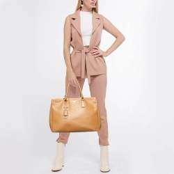 Pre Owned Prada Brown Saffiano Lux Leather Large Galleria Double Zip Tote