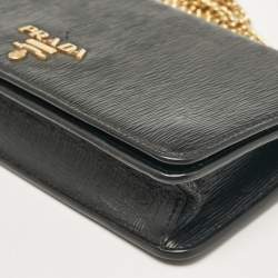 Pre Owned Prada Black Leather Logo Wallet On Chain