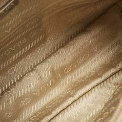 Pre Owned Prada Beige Re-Nylon Re-Edition 2000 Baguette Bag