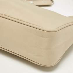 Pre Owned Prada Beige Re-Nylon Re-Edition 2000 Baguette Bag