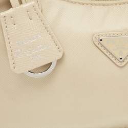 Pre Owned Prada Beige Re-Nylon Re-Edition 2000 Baguette Bag