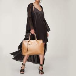 Pre Owned Prada Brown Saffiano Leather Large Double Zip Tote