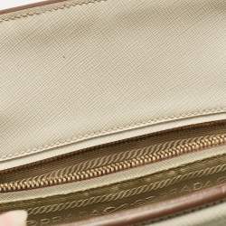 مملوكة مسبقًا Prada White/Khaki Saffiano Leather Parabole Tote