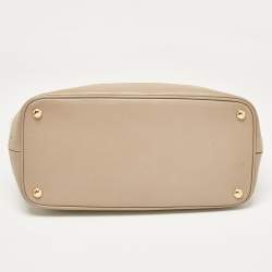 مملوكة مسبقًا Prada White/Khaki Saffiano Leather Parabole Tote