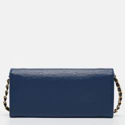 مملوكة مسبقًا Prada Blue Vitello Move Leather Wallet on Chain