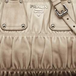 Pre Owned Prada Light Grey Leather Gaufre Tote