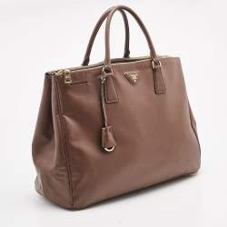 Pre Owned Prada Brown Saffiano Lux Leather Executive Galleria Double Zip Tote