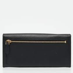 مملوكة مسبقًا Prada Black Saffiano Metal Leather Flap Continental Wallet