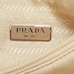 Pre Owned Prada Cream Nylon Re-Edition 2000 Bag