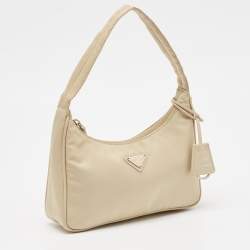 Pre Owned Prada Cream Nylon Re-Edition 2000 Bag