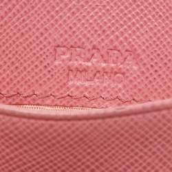 مملوكة مسبقًا Prada Pink Saffiano Metal Leather Card Holder