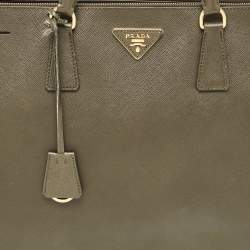 Pre Owned Prada Olive Green Saffiano Leather Extra Large Double Zip Tote