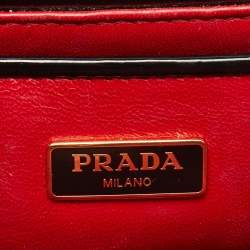 Pre Owned Prada Black Patent Leather Chain Flap Shoulder Bag