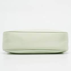 Pre Owned Prada Light Green Nylon Re-Edition 2005 Shoulder Bag