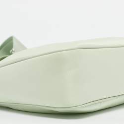 Pre Owned Prada Light Green Nylon Re-Edition 2005 Shoulder Bag