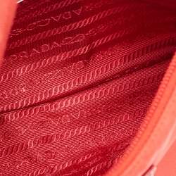 Pre Owned Prada Red Nylon Re-Edition 2000 Bag