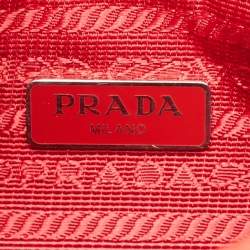 Pre Owned Prada Red Nylon Re-Edition 2000 Bag