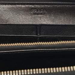 Pre Owned Prada Black Gaufre Leather Zip Continental Wallet