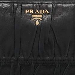 Pre Owned Prada Black Gaufre Leather Zip Continental Wallet