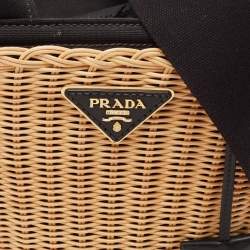 مملوكة مسبقًا Prada Black/Natural Wicker and Canvas Panier Bag