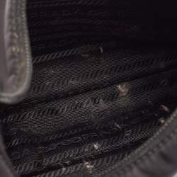 Pre Owned Prada Black Nylon Re-Edition 2000 Shoulder Bag