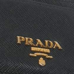Pre Owned Prada Black Saffiano Leather Metal Logo Card Case