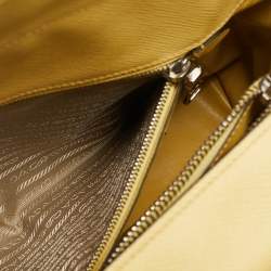 مملوكة مسبقًا Prada Yellow Saffiano Cuir Leather Large Twin Tote