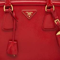 Pre Owned Prada Red Saffiano Vernic Parabole Tote