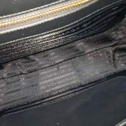 Prada Black Leather Saffiano Tote Bag Medium