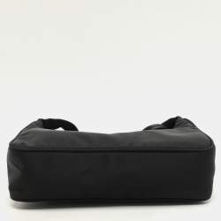 Prada Black Nylon Re-Edition 2000 Shoulder Bag