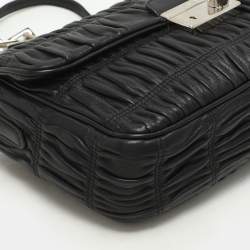 Pre Owned Prada Black Leather Gaufre Chain Shoulder Bags