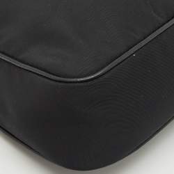 Prada Black Nylon Re-Edition 2005 Shoulder Bag