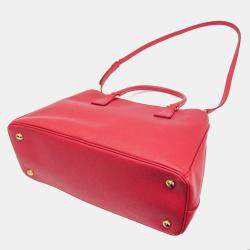Prada Saffiano Galleria Saffiano Lux Shoulder Bag Fuoco