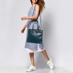 Pre Owned Prada Dark Blue Saffiano Vernic Leather Parabole Tote