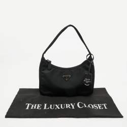 Pre Owned Prada Black Nylon Re-Edition 2000 Shoulder Bag