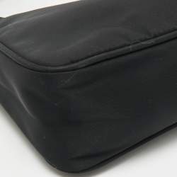 Pre Owned Prada Black Nylon Re-Edition 2000 Shoulder Bag