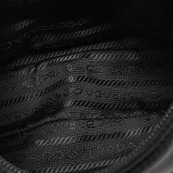 Pre Owned Prada Black Nylon Re-Edition 2000 Shoulder Bag